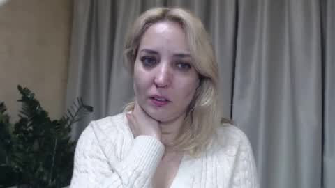 Snapshot of ohsweetmari chatting on October 2025 04:19:01 PM Mari online show from October 2025 04:19:01 PM
