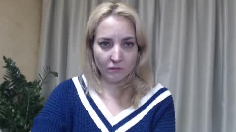 Snapshot of ohsweetmari chatting on October 2025 03:00:01 PM Mari online show from October 2025 03:00:01 PM