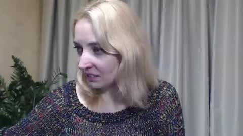 Snapshot of ohsweetmari chatting on October 2025 07:14:02 PM Mari online show from October 2025 07:14:02 PM