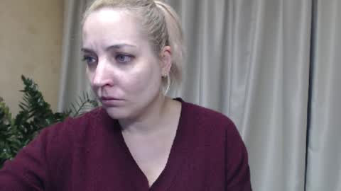 Snapshot of ohsweetmari chatting on November 2025 05:37:02 PM Mari online show from November 2025 05:37:02 PM