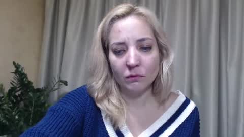 Snapshot of ohsweetmari chatting on November 2025 06:20:01 PM Mari online show from November 2025 06:20:01 PM