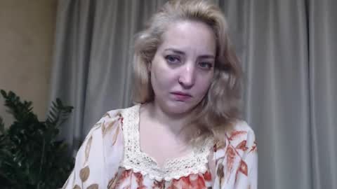 Snapshot of ohsweetmari chatting on November 2025 03:59:01 PM Mari online show from November 2025 03:59:01 PM