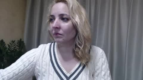 Mari online show from March 2026 01:22:01 PM