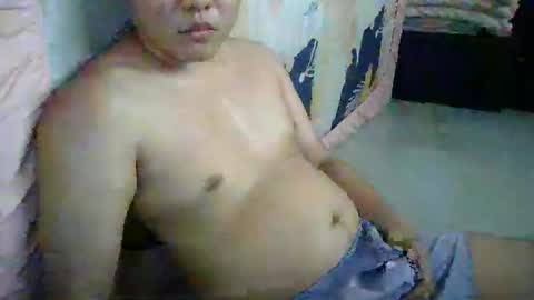 Snapshot of ohyeah006 chatting on April 2026 05:05:02 AM ohyeah006 online show from April 2026 05:05:02 AM