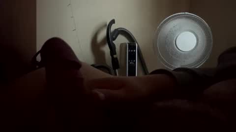 Snapshot of oil_it_up chatting on December 2025 09:34:02 PM oil_it_up online show from December 2025 09:34:02 PM