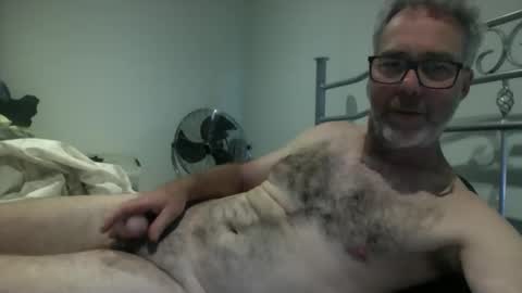 Snapshot of oiledcouple1 chatting on October 2025 09:31:01 AM oiledcouple1 online show from October 2025 09:31:01 AM