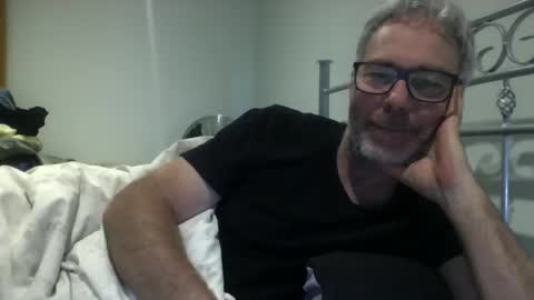 Snapshot of oiledcouple1 chatting on October 2025 09:11:01 AM oiledcouple1 online show from October 2025 09:11:01 AM