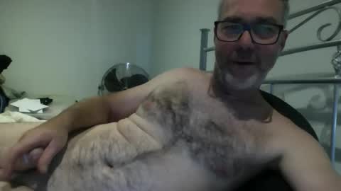Snapshot of oiledcouple1 chatting on November 2025 09:04:02 AM oiledcouple1 online show from November 2025 09:04:02 AM