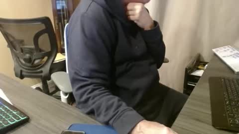 Snapshot of olderandwiser chatting on February 2026 05:00:01 AM Older and Wiser online show from February 2026 05:00:01 AM