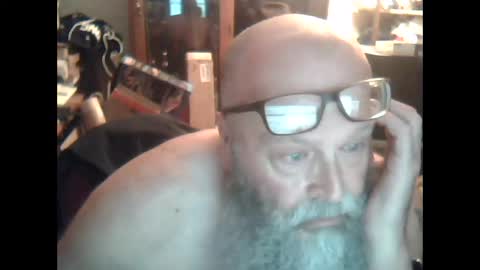 Snapshot of oldman196262 chatting on February 2025 05:37:02 AM oldman196262 online show from February 2025 05:37:02 AM