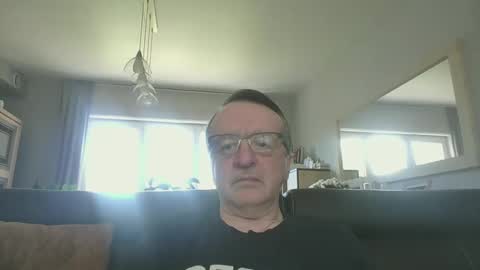 oldtimer160162493 online show from April 2026 12:11:02 PM