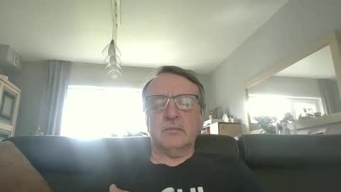 oldtimer160162493 online show from May 2026 01:39:02 PM