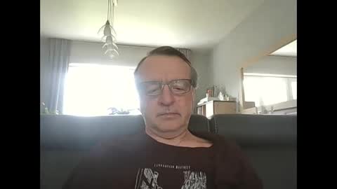 oldtimer160162493 online show from June 2026 12:55:01 PM