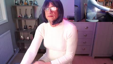 Snapshot of oldveteranuk chatting on March 2026 06:09:01 AM oldveteranuk online show from March 2026 06:09:01 AM