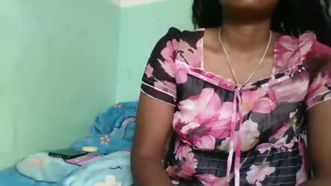 Snapshot of olgaaldy chatting on October 2025 05:27:01 AM olgaaldy online show from October 2025 05:27:01 AM