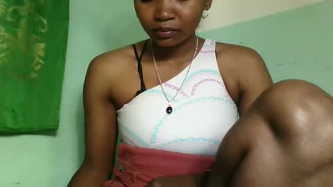 Snapshot of olgaaldy chatting on October 2025 07:22:01 AM olgaaldy online show from October 2025 07:22:01 AM