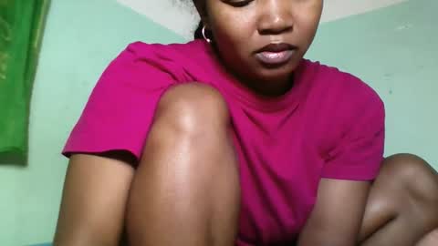 Snapshot of olgaaldy chatting on October 2025 08:00:02 AM olgaaldy online show from October 2025 08:00:02 AM