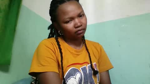 Snapshot of olgaaldy chatting on October 2025 06:26:01 AM olgaaldy online show from October 2025 06:26:01 AM