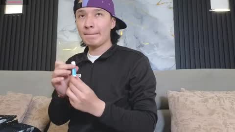 oli_di_tore online show from April 2026 12:11:02 PM