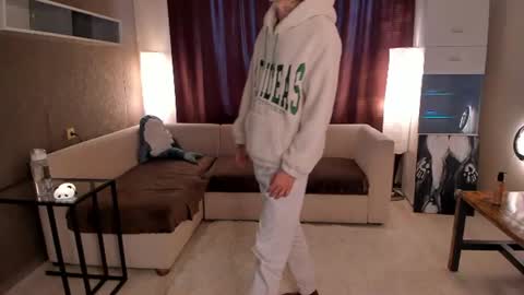 Oli online show from June 2026 02:12:02 AM