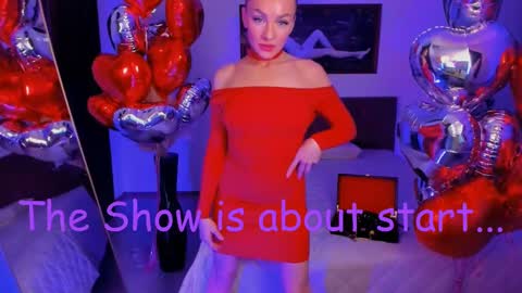 oliva_candy online show from February 2025 05:44:01 PM