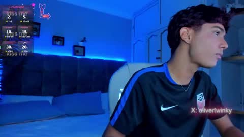 oliver20__ online show from March 2026 04:27:02 AM