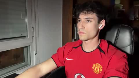 Snapshot of oliver_97 chatting on March 2026 08:12:01 PM oliver online show from March 2026 08:12:01 PM