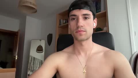 Snapshot of oliver_97 chatting on April 2026 06:27:02 PM oliver online show from April 2026 06:27:02 PM