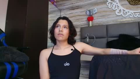 Oliver  online show from April 2026 11:24:02 PM