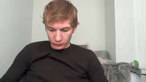 Snapshot of oliver_beck chatting on March 2025 06:22:01 PM Oliver Beck online show from March 2025 06:22:01 PM