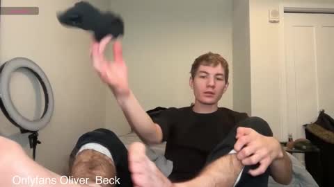 Oliver Beck online show from November 2025 07:07:02 PM