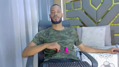 Oliver online show from April 2026 07:44:02 PM