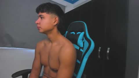 Snapshot of oliver_bray chatting on October 2025 05:52:01 PM Oliver bray online show from October 2025 05:52:01 PM