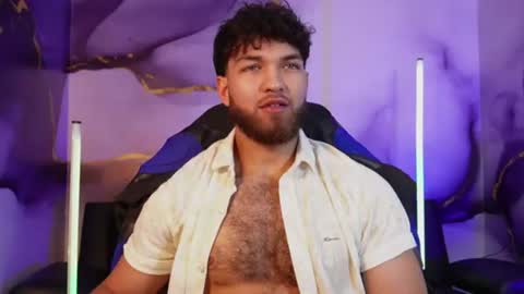 Snapshot of oliver_dallas1 chatting on July 2026 04:40:01 AM Oliver Dallas online show from July 2026 04:40:01 AM
