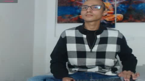 Snapshot of oliver_goldberg chatting on April 2026 01:33:02 PM oliver_goldberg online show from April 2026 01:33:02 PM