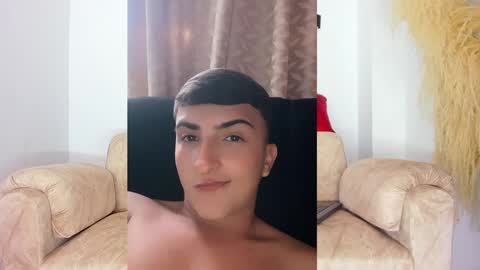 Snapshot of oliver_kooper chatting on December 2024 11:59:01 PM OLIVER online show from December 2024 11:59:01 PM