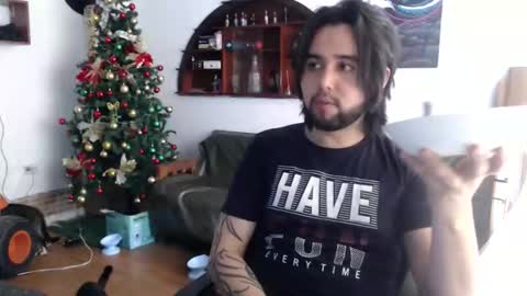 oliver_laid_2023 online show from December 2025 07:43:02 PM