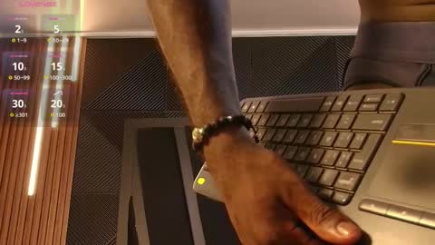 Snapshot of oliver_laurent_ chatting on April 2026 12:05:02 AM OLIVER LAURENT online show from April 2026 12:05:02 AM