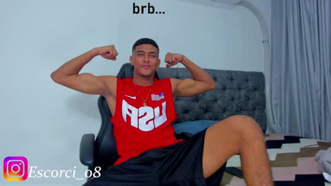 oliver_smith_2 online show from February 2025 10:48:01 PM