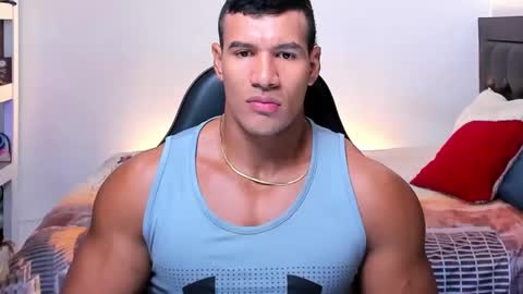 Snapshot of oliver_tommy chatting on September 2025 01:44:02 PM oliver_tommy online show from September 2025 01:44:02 PM