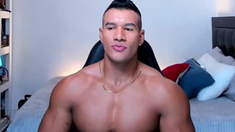 Snapshot of oliver_tommy chatting on September 2025 01:51:02 AM oliver_tommy online show from September 2025 01:51:02 AM