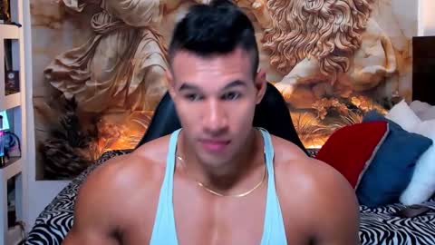 Snapshot of oliver_tommy chatting on September 2025 01:16:02 PM oliver_tommy online show from September 2025 01:16:02 PM
