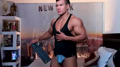 Snapshot of oliver_tommy chatting on October 2025 12:58:01 PM oliver_tommy online show from October 2025 12:58:01 PM