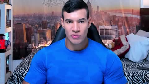 Snapshot of oliver_tommy chatting on October 2025 12:13:02 PM oliver_tommy online show from October 2025 12:13:02 PM