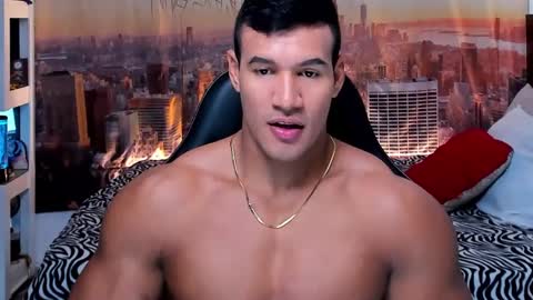 Snapshot of oliver_tommy chatting on October 2025 01:05:02 AM oliver_tommy online show from October 2025 01:05:02 AM