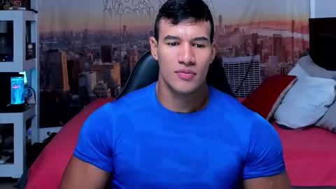 Snapshot of oliver_tommy chatting on October 2025 01:43:02 PM oliver_tommy online show from October 2025 01:43:02 PM