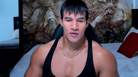 Snapshot of oliver_tommy chatting on November 2025 01:39:01 PM oliver_tommy online show from November 2025 01:39:01 PM