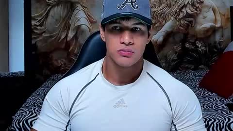 Snapshot of oliver_tommy chatting on November 2025 12:50:02 PM oliver_tommy online show from November 2025 12:50:02 PM