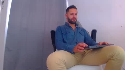 oliver online show from January 2025 06:35:01 PM