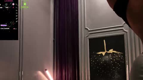 Snapshot of oliversport chatting on March 2026 04:00:01 PM OliverSport online show from March 2026 04:00:01 PM